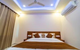 Hotel Divine Residency Haridwar